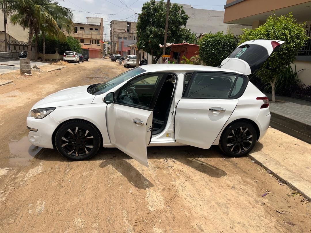 Peugeot 308 T9 2016 Diesel – Manuelle, Moteur DV6C