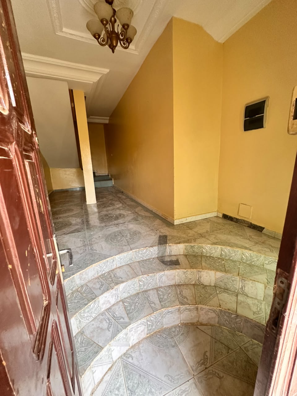 Appartement F6 à Louer Yoff Cité Biagui