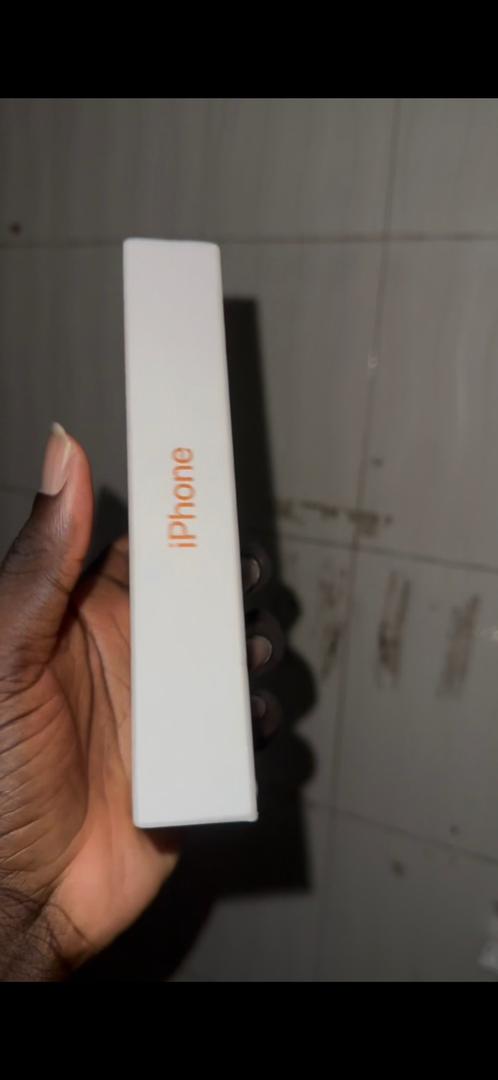 iPhone 17 Pro 256 Go eSIM scellé à vendre à Dakar