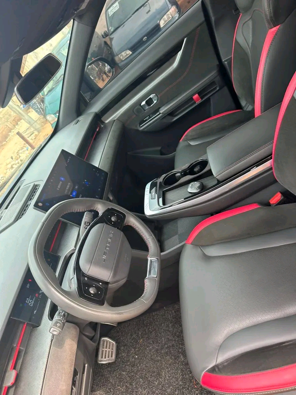 Jetour Dashing Hybride 2025 à vendre à Lomé – Déjà dédouanée