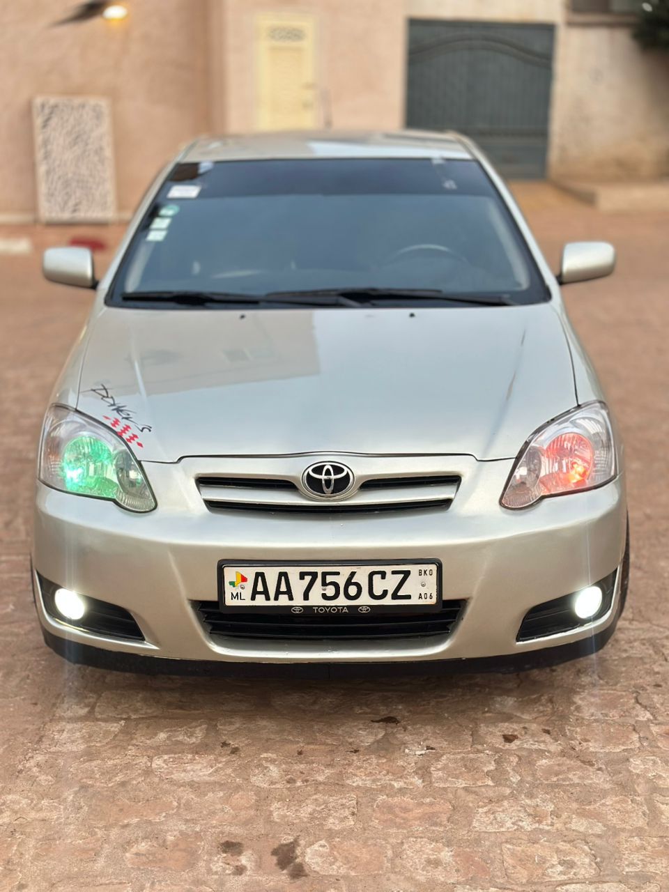 Toyota Corolla Drogba 2005 – Boîte manuelle – Bien climatisée