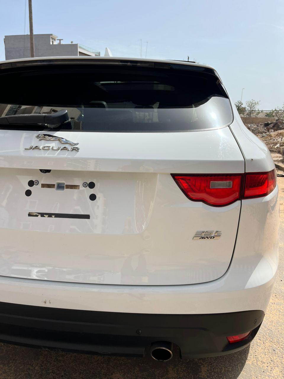 Jaguar F- pace année 2017