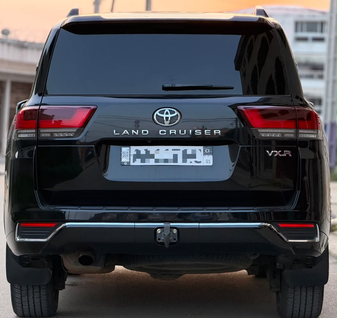 Toyota Land Cruiser VX-R 70th Anniversary 2025 Essence Automatique