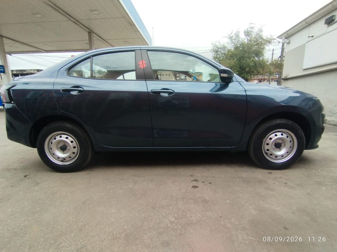 Suzuki Dzire 2026 Comme Neuve – 10 000 km, Essence, Boîte Manuelle