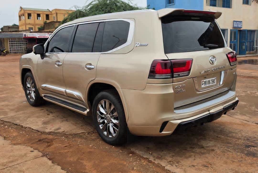 Toyota Land Cruiser Prado 2013