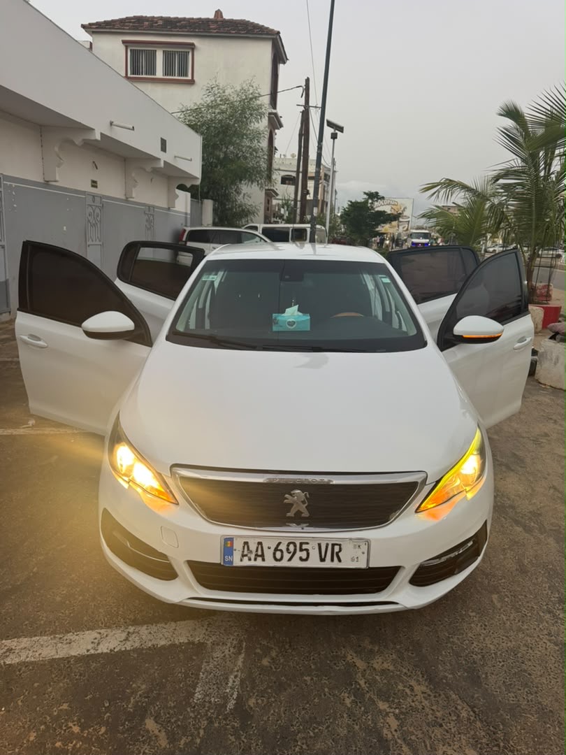 Peugeot 308 2018 Diesel Manuelle Climatisée