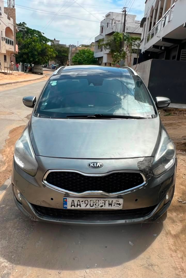 KIA CARENS 2016