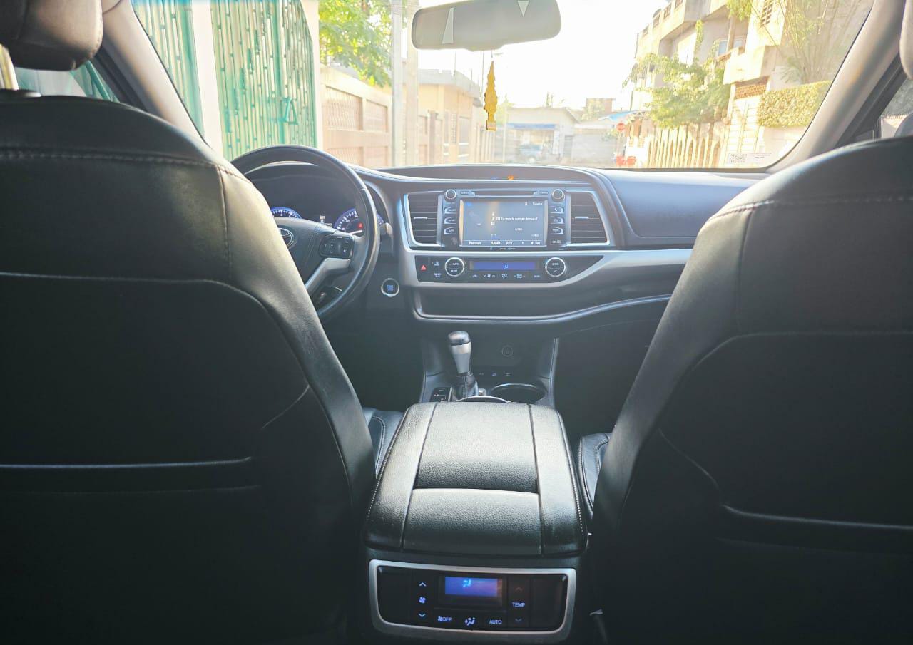TOYOTA HIGHLANDER 2017
