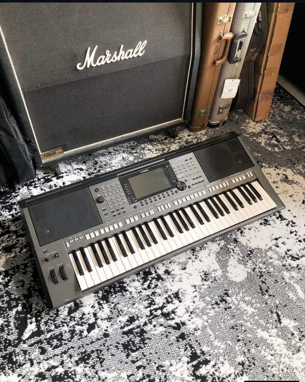 Yamaha PSR S770