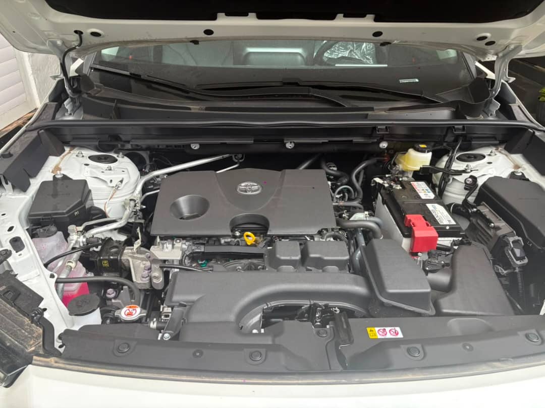 TOYOTA RAV4 2026