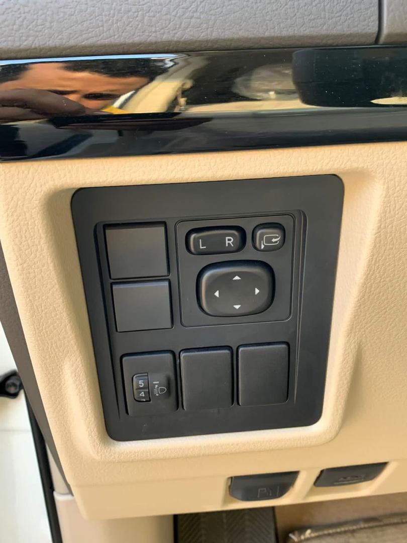 TOYOTA PRADO TXL ESSENCE AUTOMATIQUE CLIMATISÉ  ANNÈE 2022