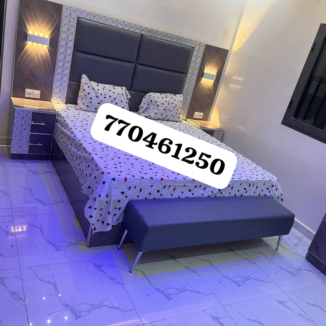 Chambre à coucher locale 🇸🇳