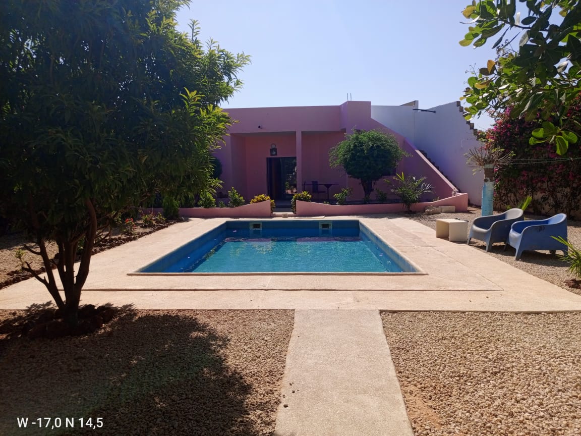 MAISON MEUBLÉE A VENDRE A NGAPAROU