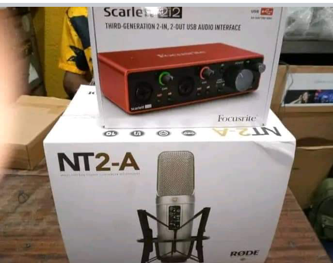 Instruments de Musique & Matériel Studio Authentiques à Vendre au Bénin