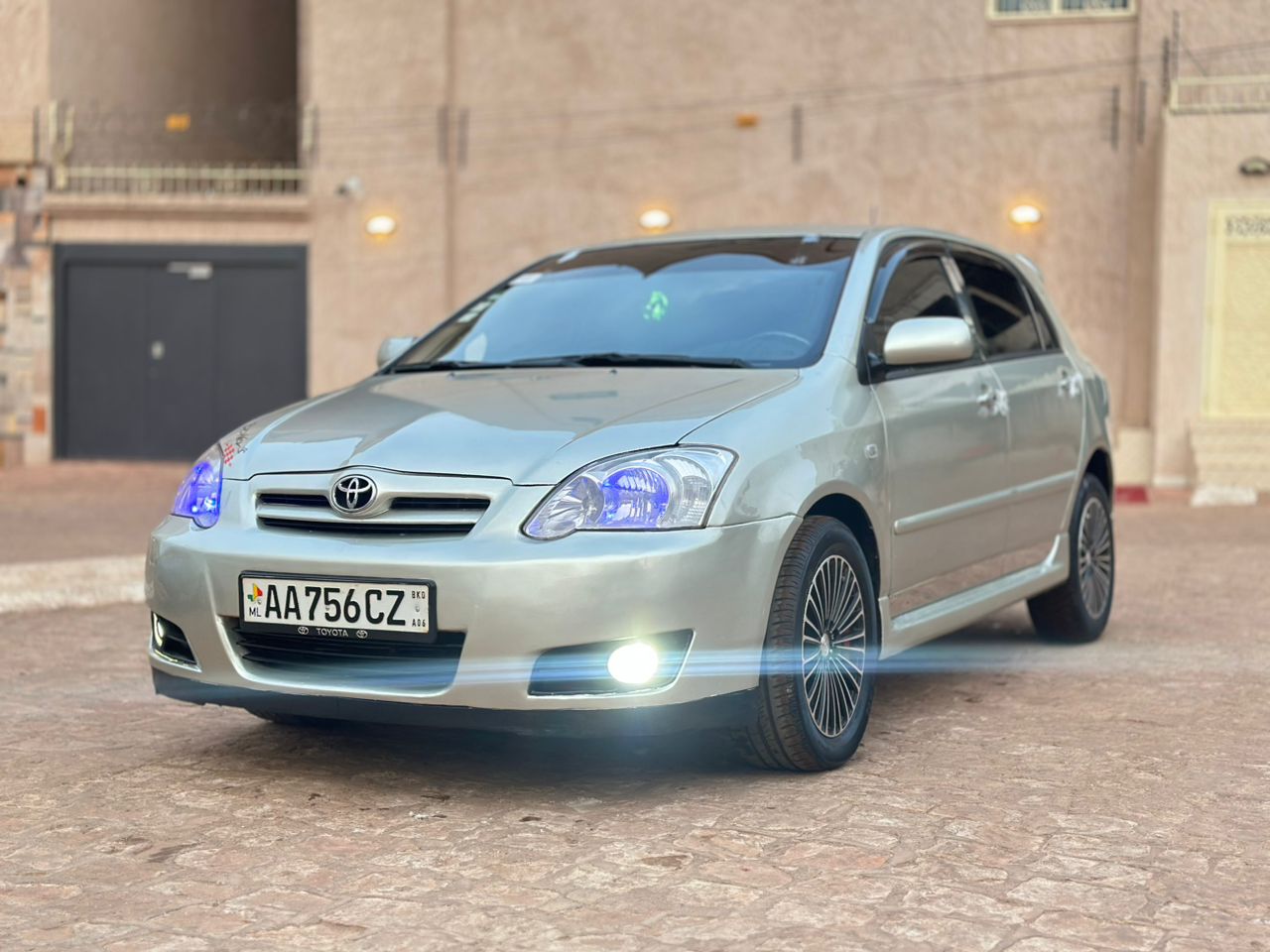 Toyota Corolla Drogba 2005 – Boîte manuelle – Bien climatisée