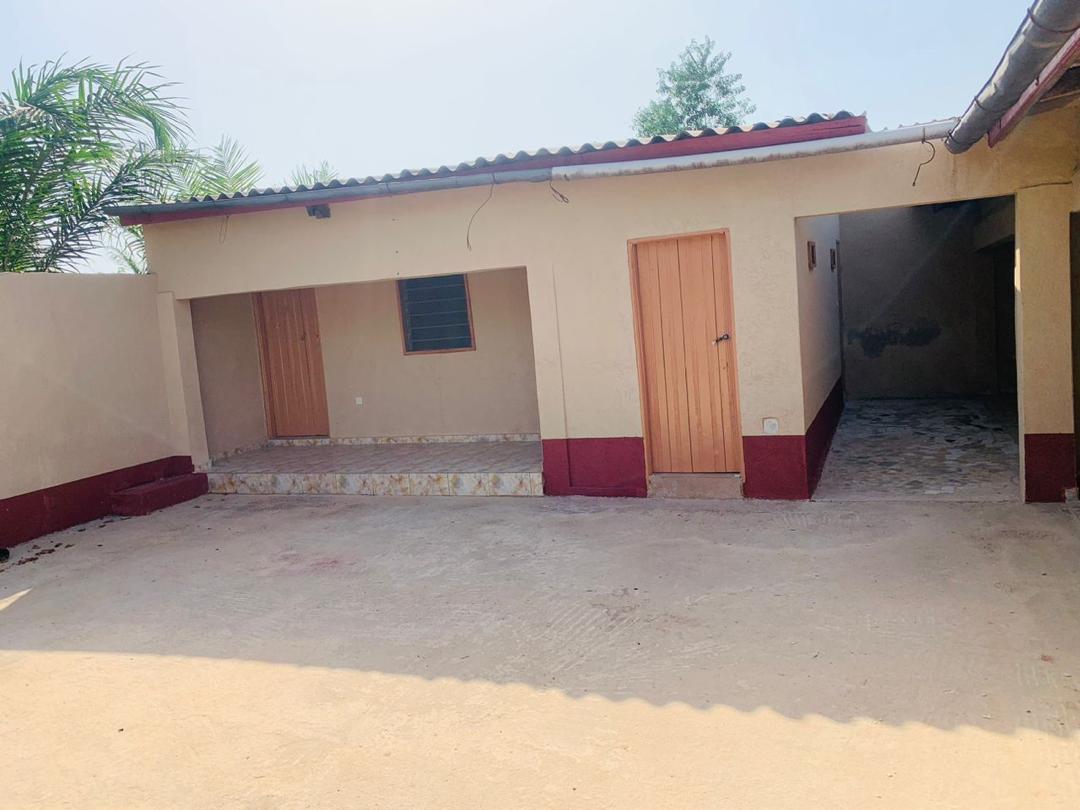 Maison de Location sur Demi-Lot 15 × 20 m