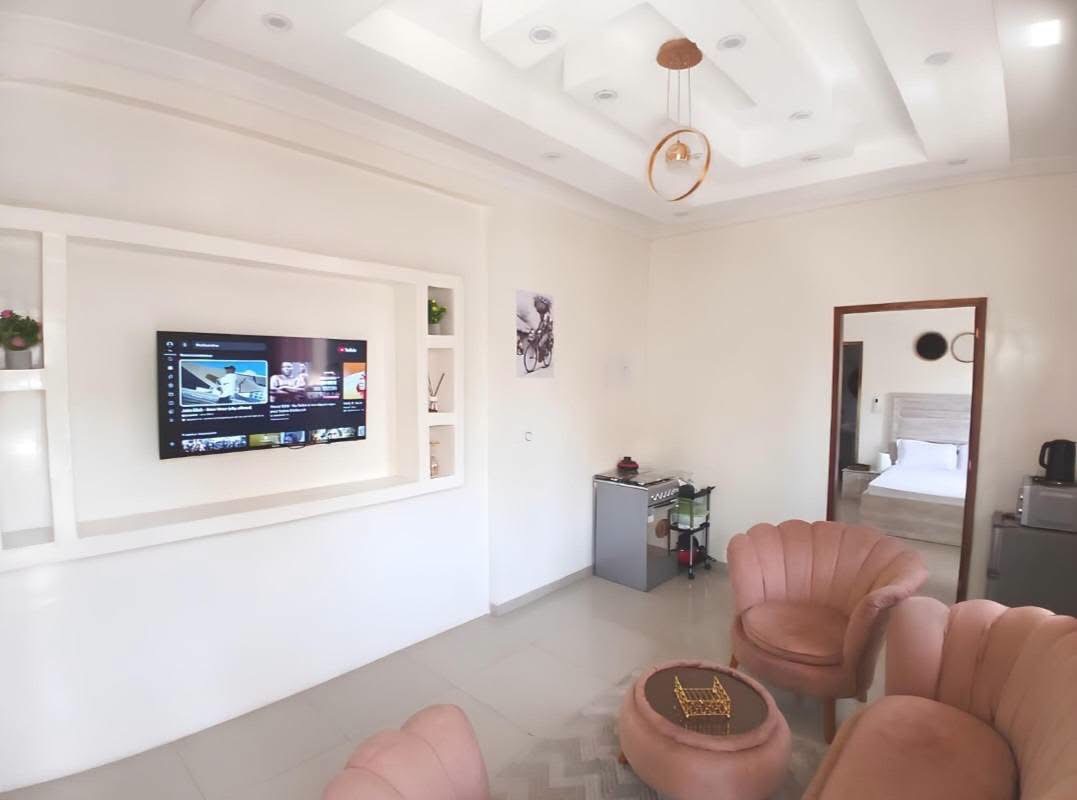 Studio Meublé à Louer à Dakar – CICES