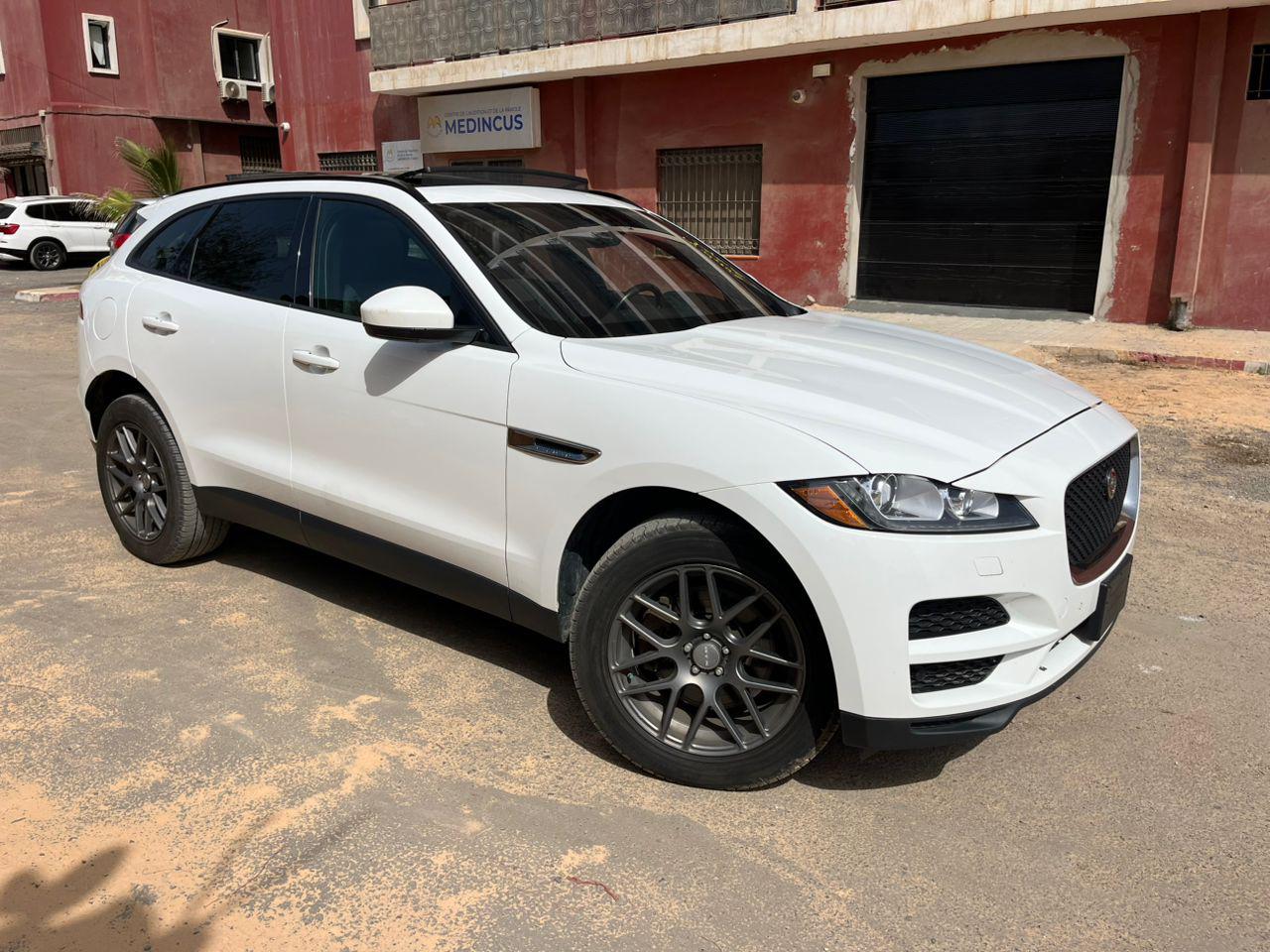 Jaguar F- pace année 2017