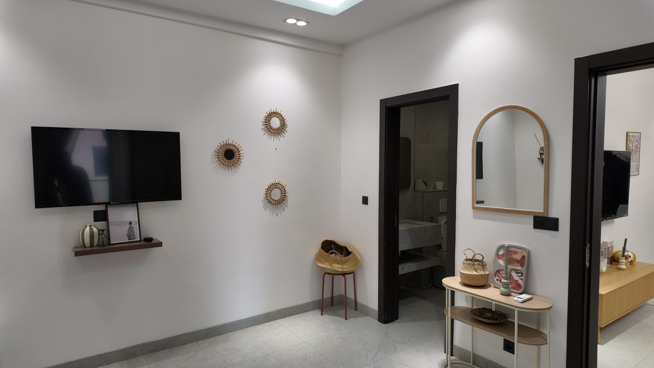 Studio meublé à louer – Point E