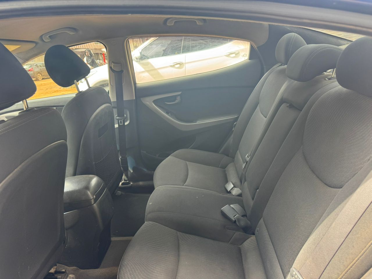 HYUNDAI ELANTRA OCCASION 2015