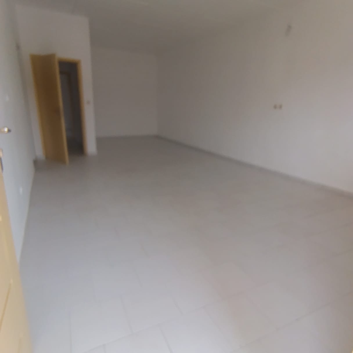 Villa Duplex 4 Pièces avec Garage à Vendre à Abidjan