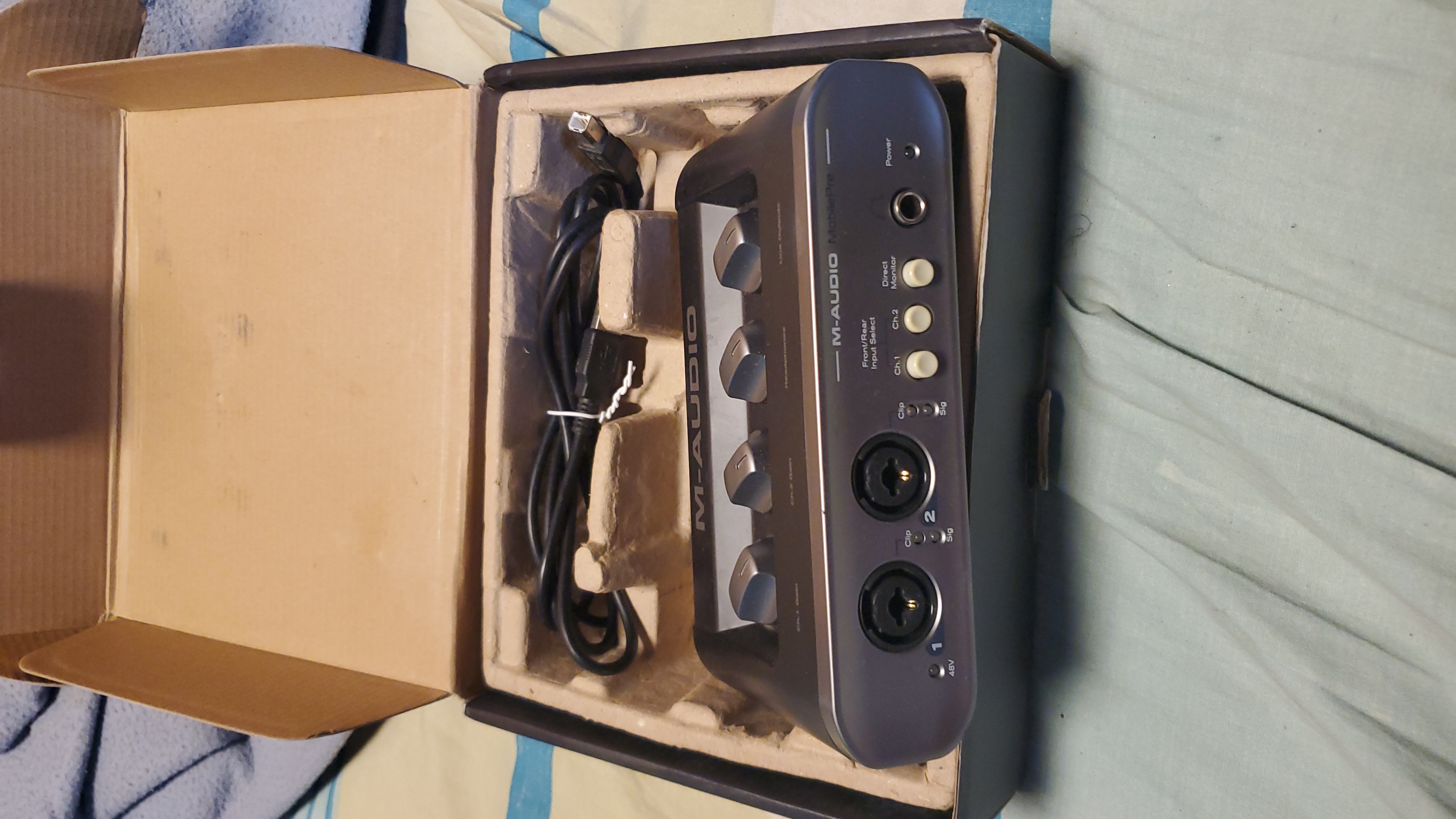 CARTE SON PROFESSIONNEL M AUDIO
