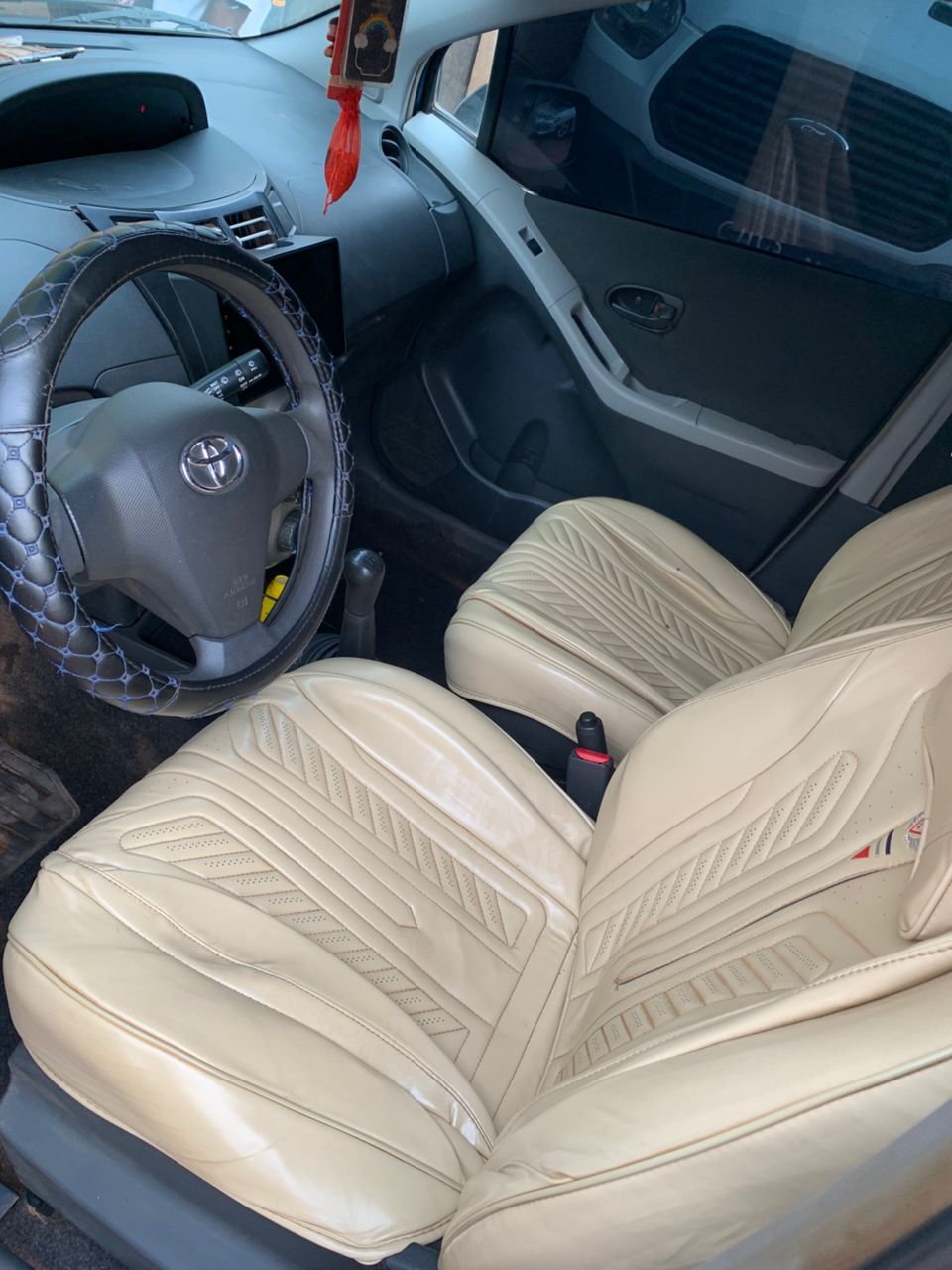 Toyota Corolla Drogba 2005 – Boîte manuelle – Bien climatisée