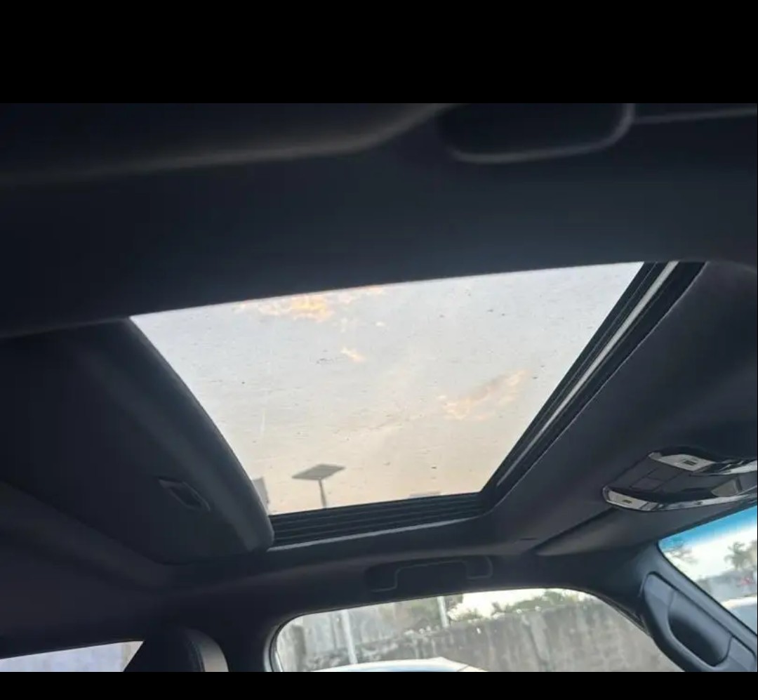 Toyota Prado 2025 essence automatique