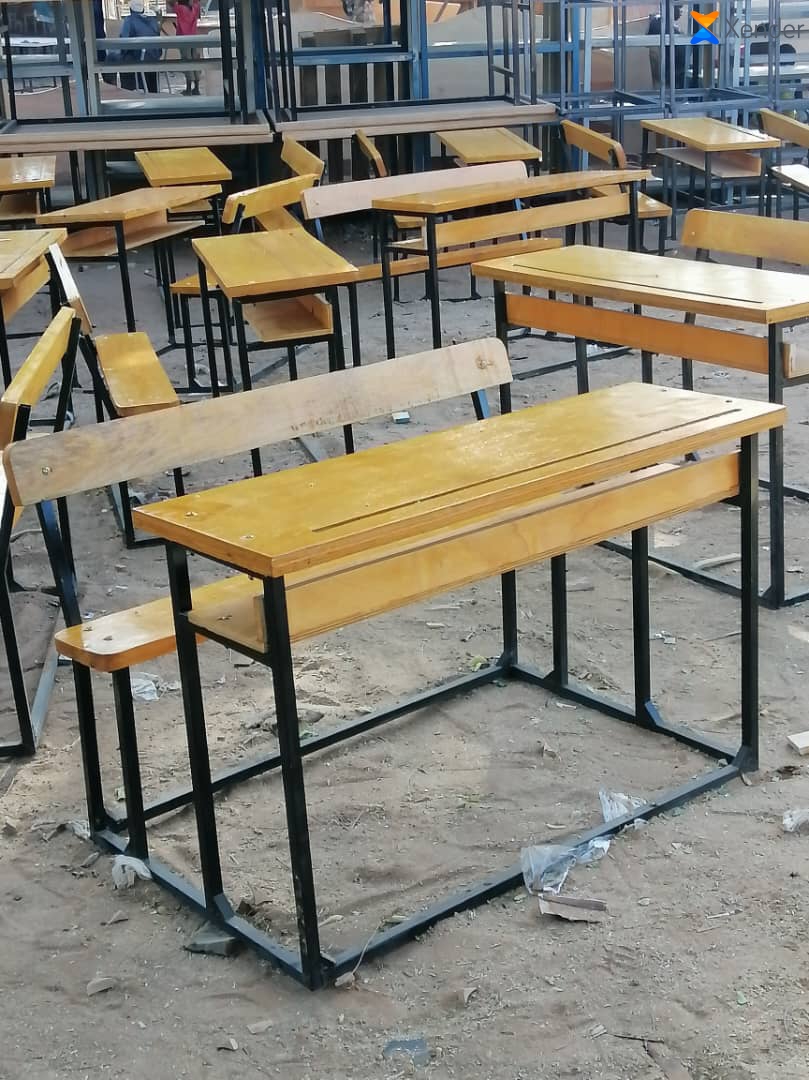Mobilier Scolaire à Vendre à Niamey – Tables, Bancs, Bureaux et Armoires