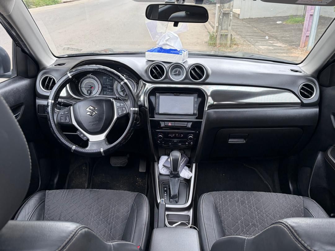 Suzuki vitara année 2024