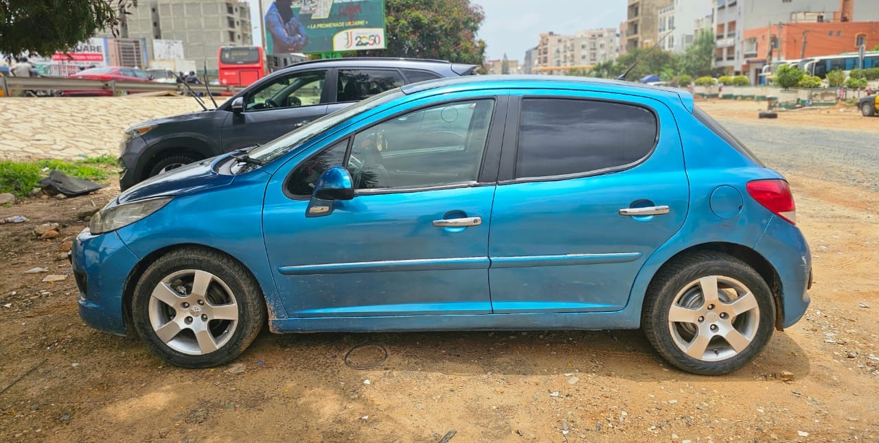 Peugeot 207 année 2012