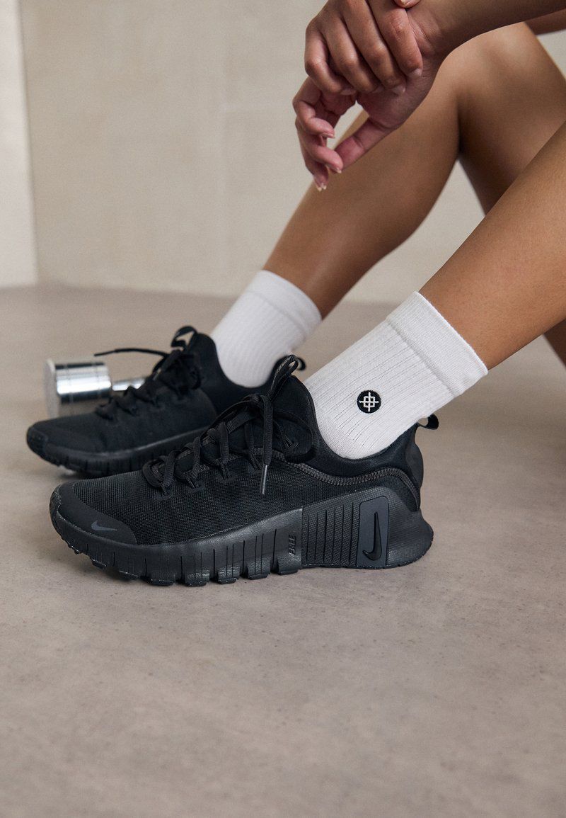 Chaussures Nike blanches à vendre à Dakar