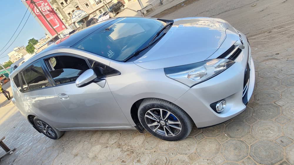 Toyota Verso d’Occasion Voiture Fiable et Économique