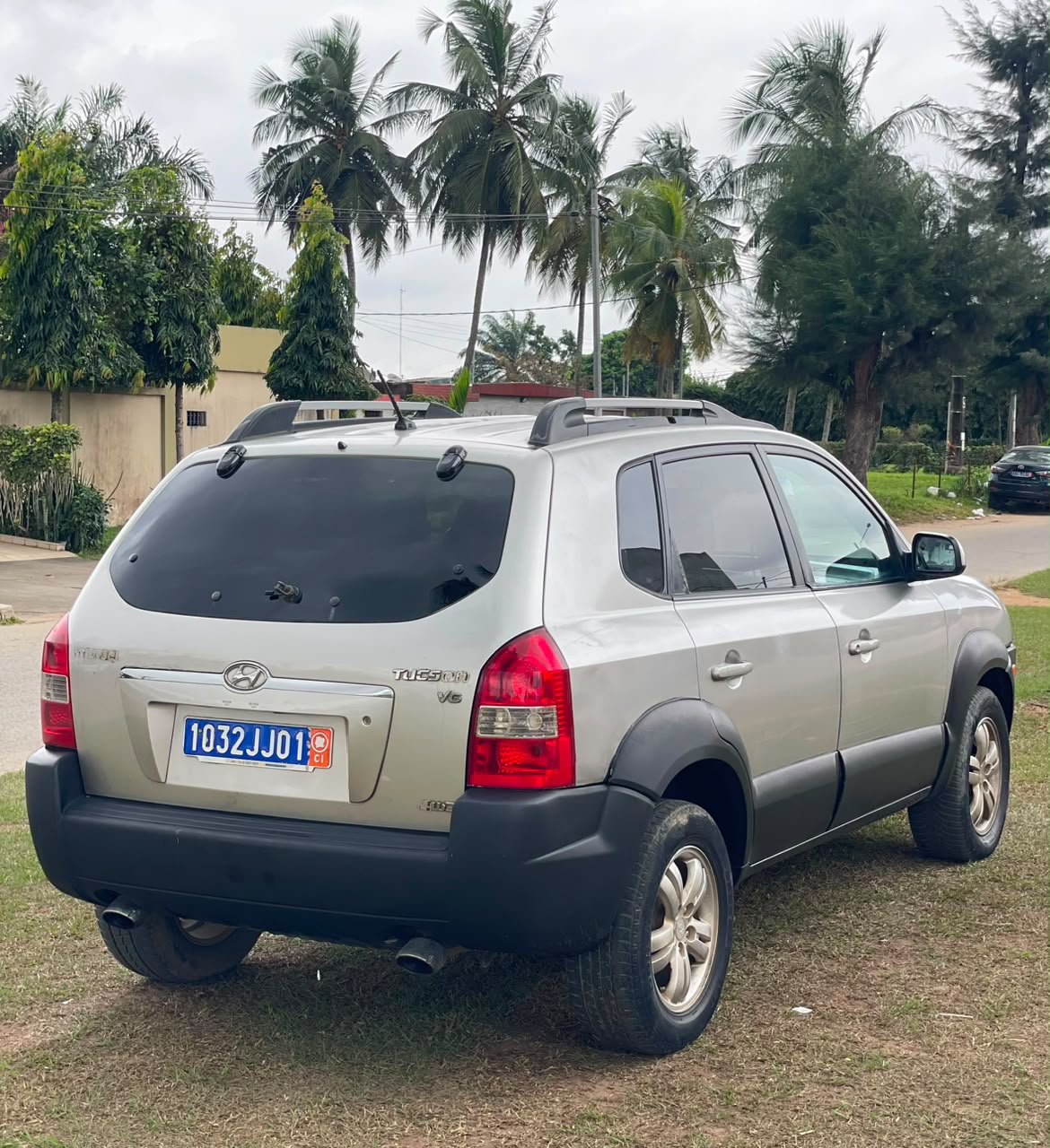 Hyundai Tucson 2007 Occasion – Essence, Automatique, 6 Cylindres