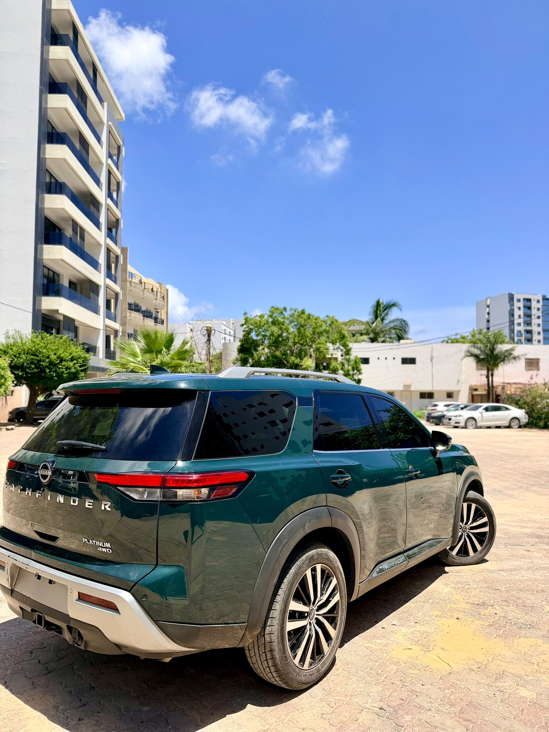 Nissan pathfinder 2024