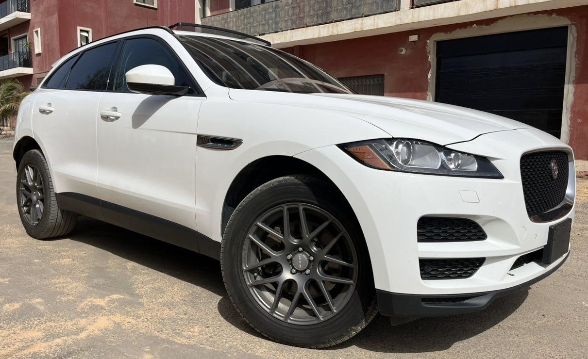 Jaguar F- pace année 2017