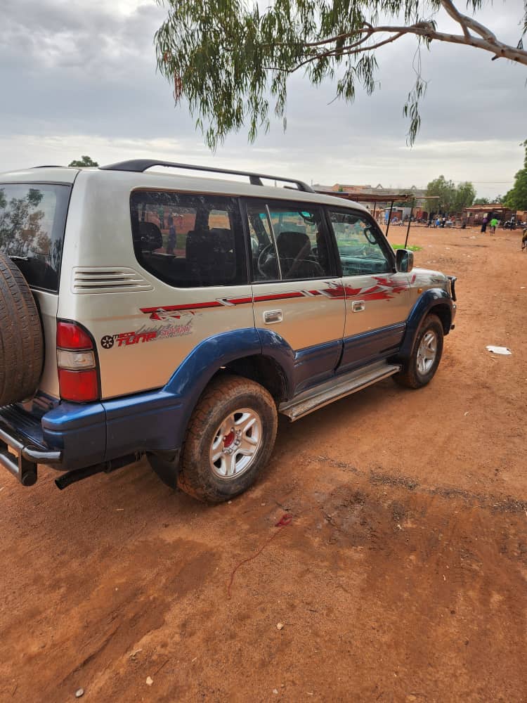 Land cruiser Prado 2000