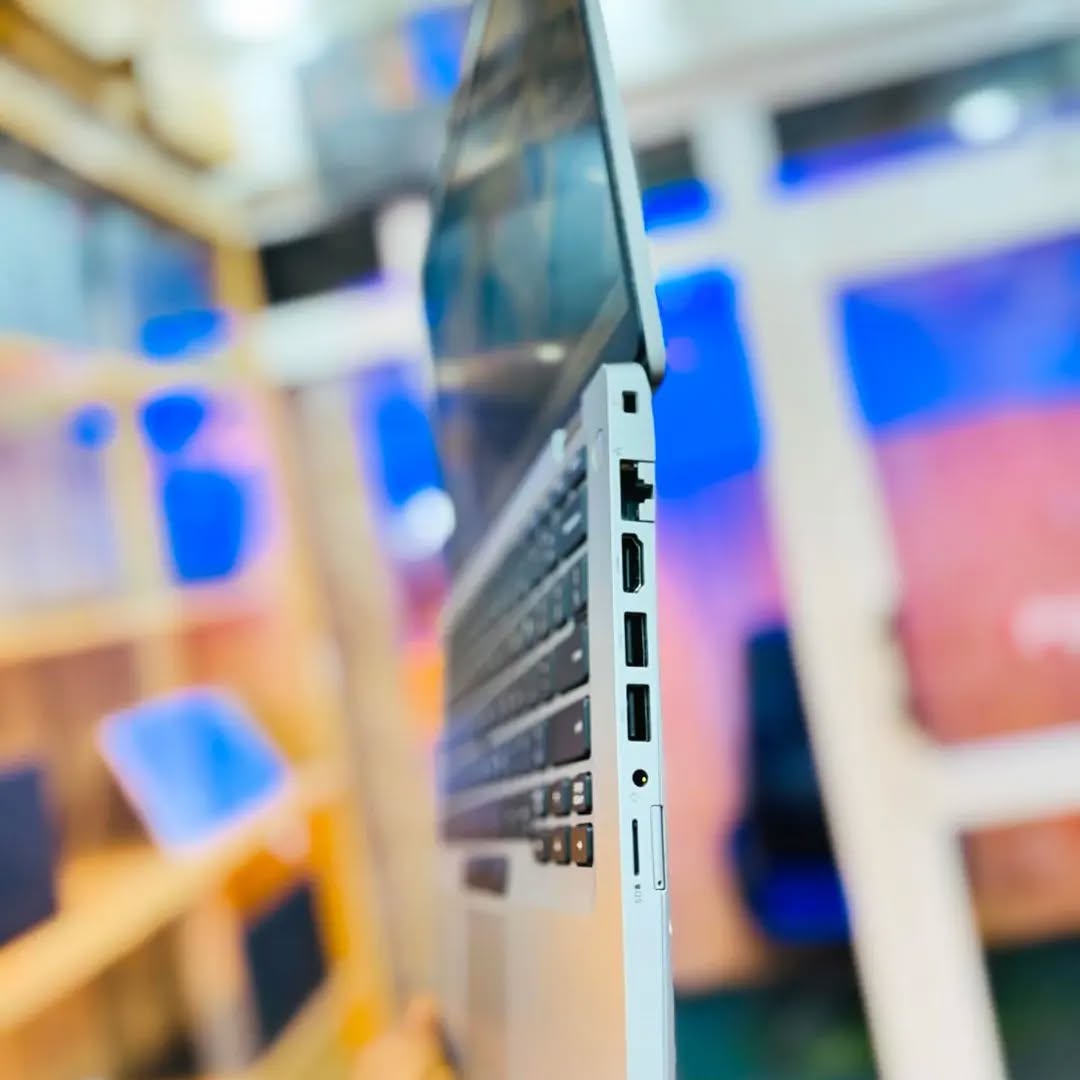 Dell latitude 5410 intel core i5 (4 cœurs et 8 Processeurs logique)