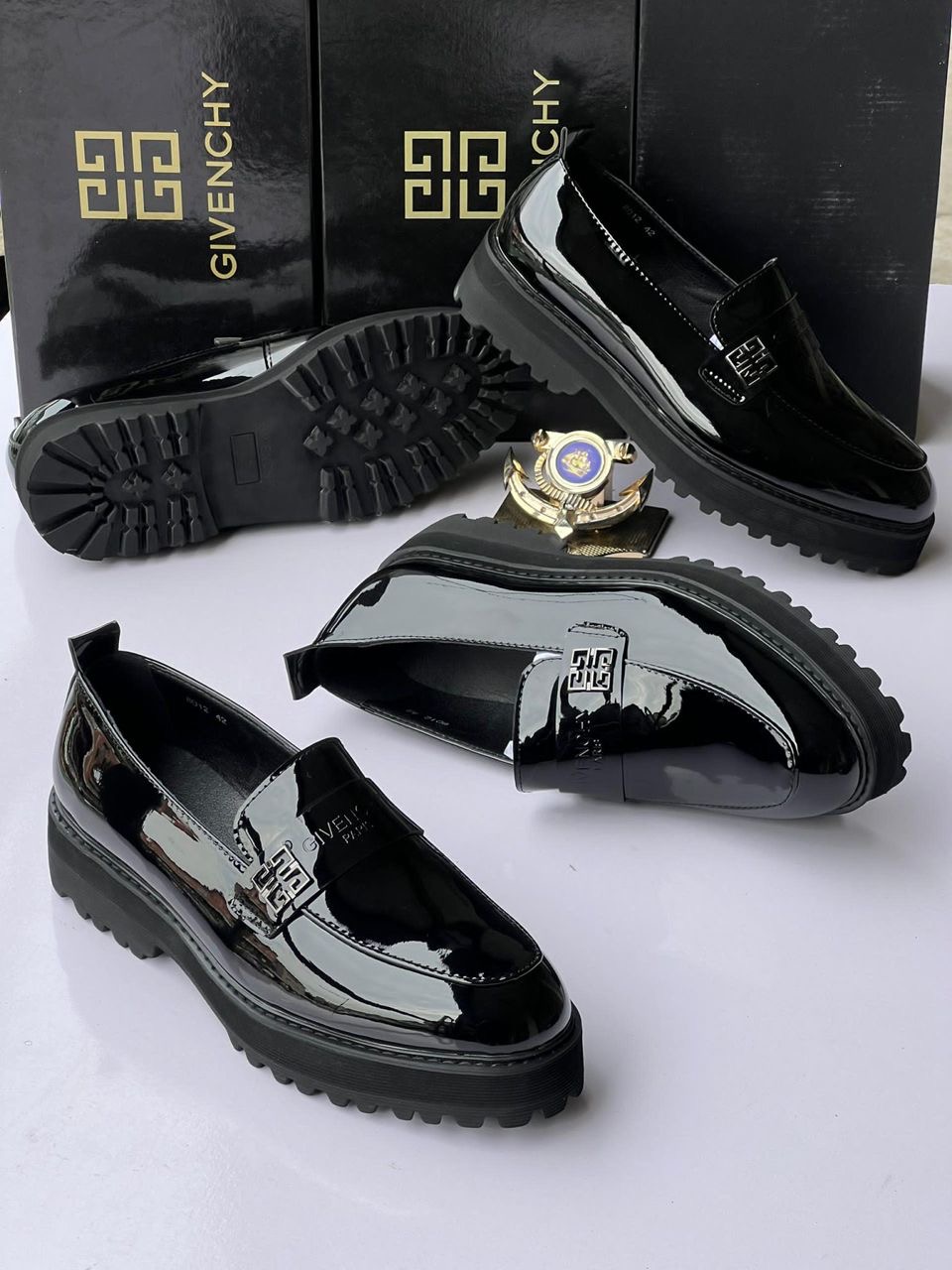 Chaussures Givenchy Homme – Pointures 41 à 45 | Style & Luxe