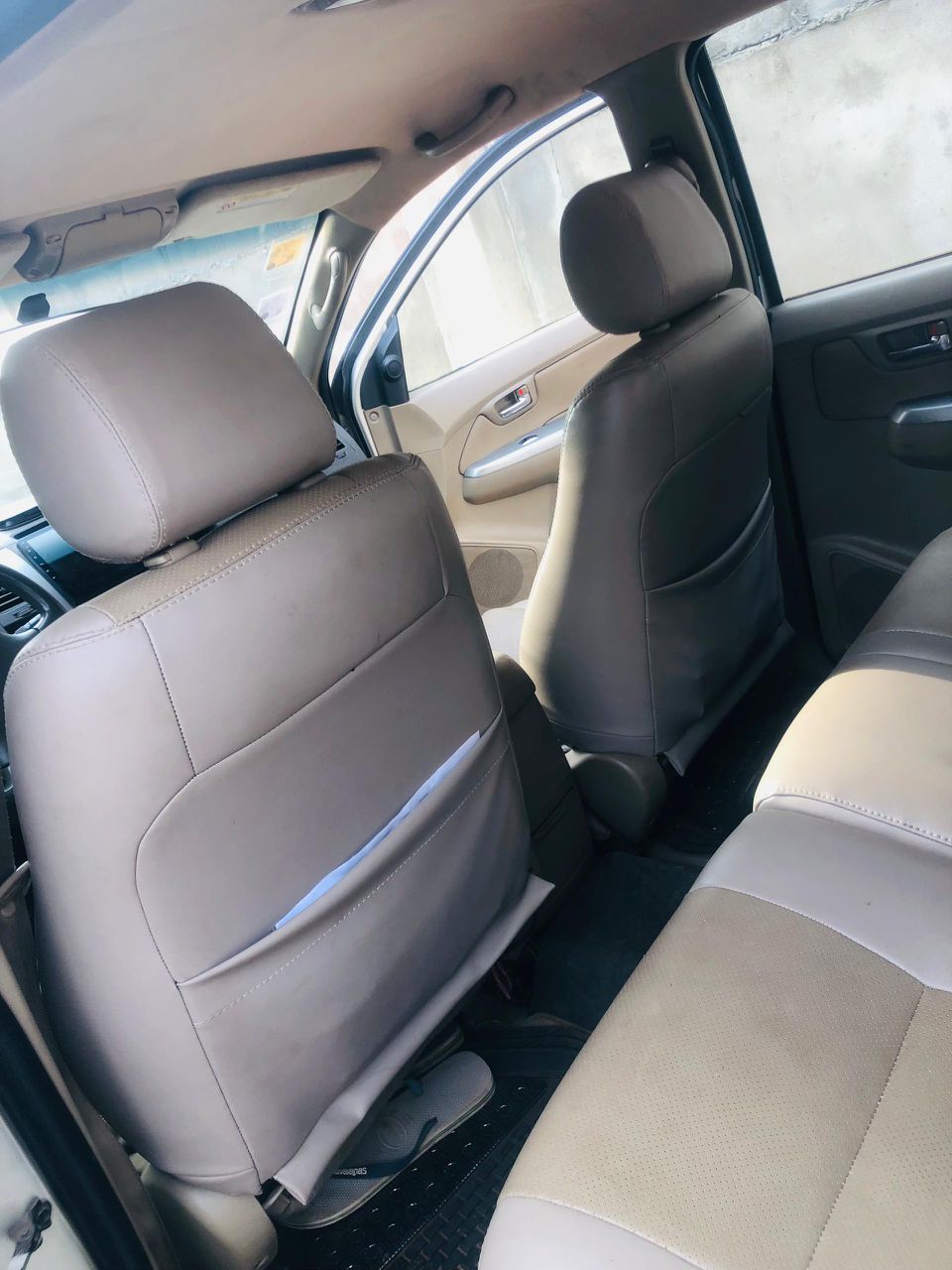TOYOTA FORTUNER 2009