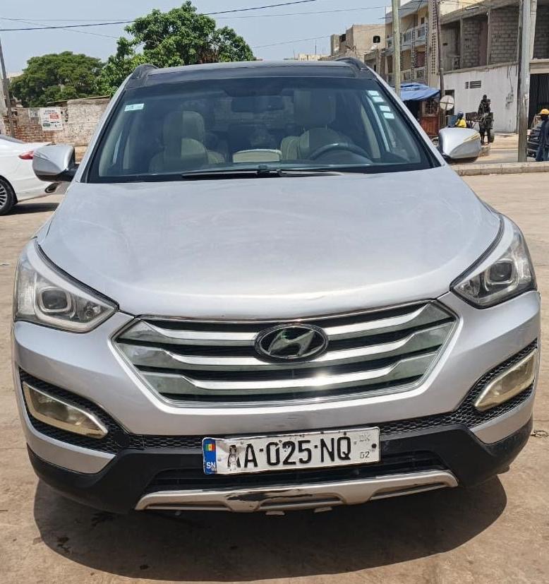 Hyundai Santa Fe 2013 4x4 – Essence, Automatique, Moteur 2.0L