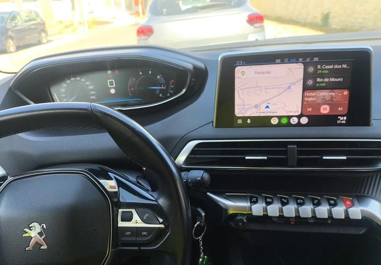 PEUGEOT 3008 2017