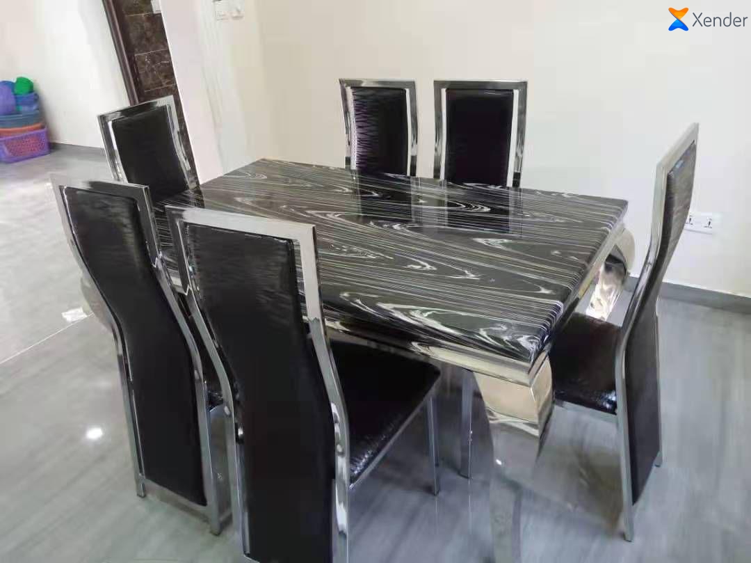 Table à Manger avec 6 Chaises