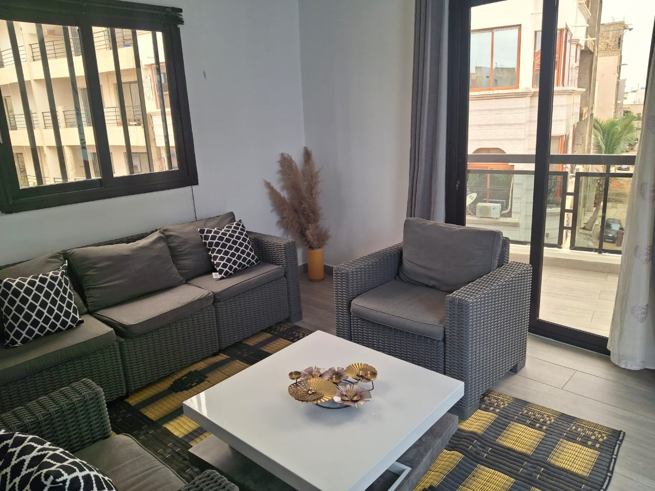 Duplex F4 Meublé à Louer à Ouakam