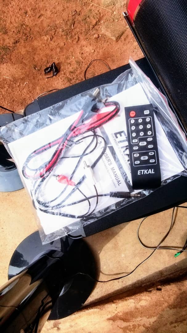 HOME CINEMA DE MARQUE ETKAL NEUF