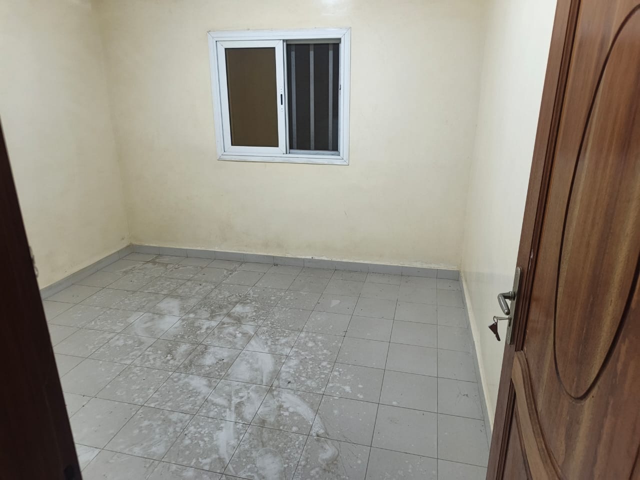 Appartement F4 à louer à Yoff, Dakar – 3 chambres salon