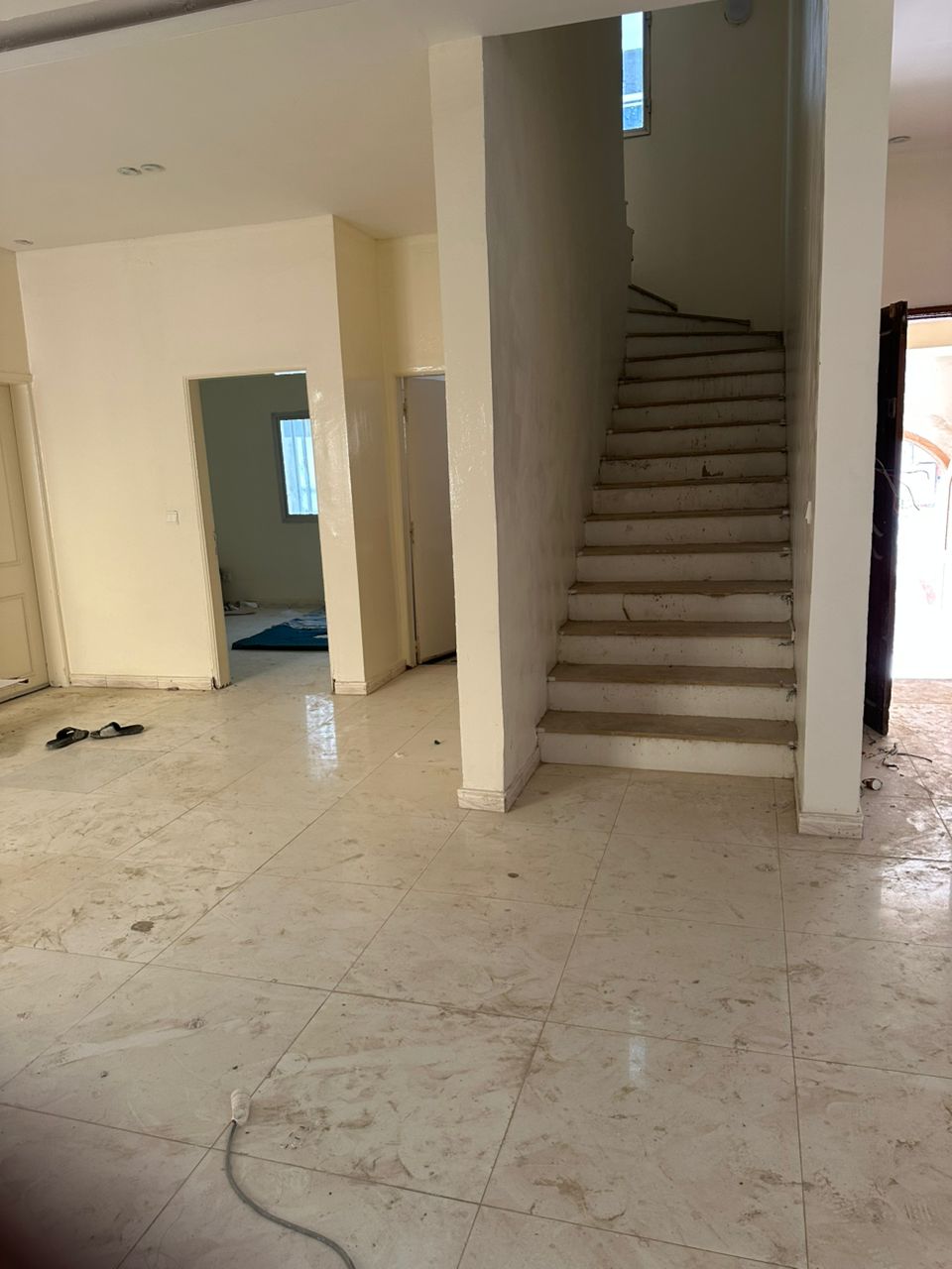Villa R+1 à louer Dakar Yoff Cité Biagui