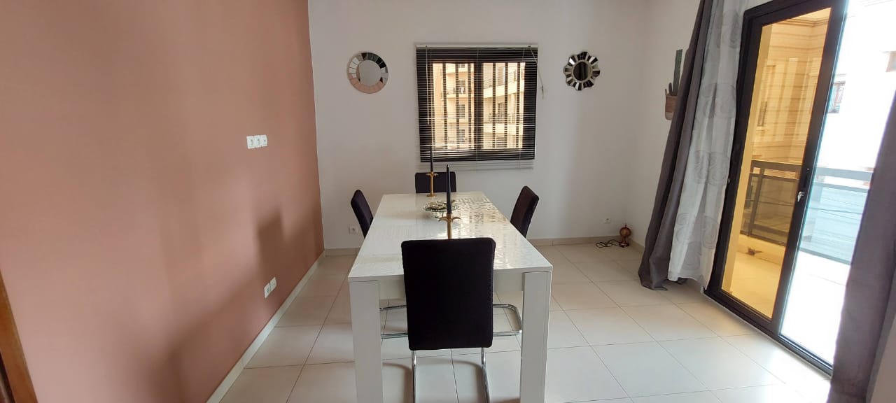 Duplex F4 Meublé à Louer à Ouakam