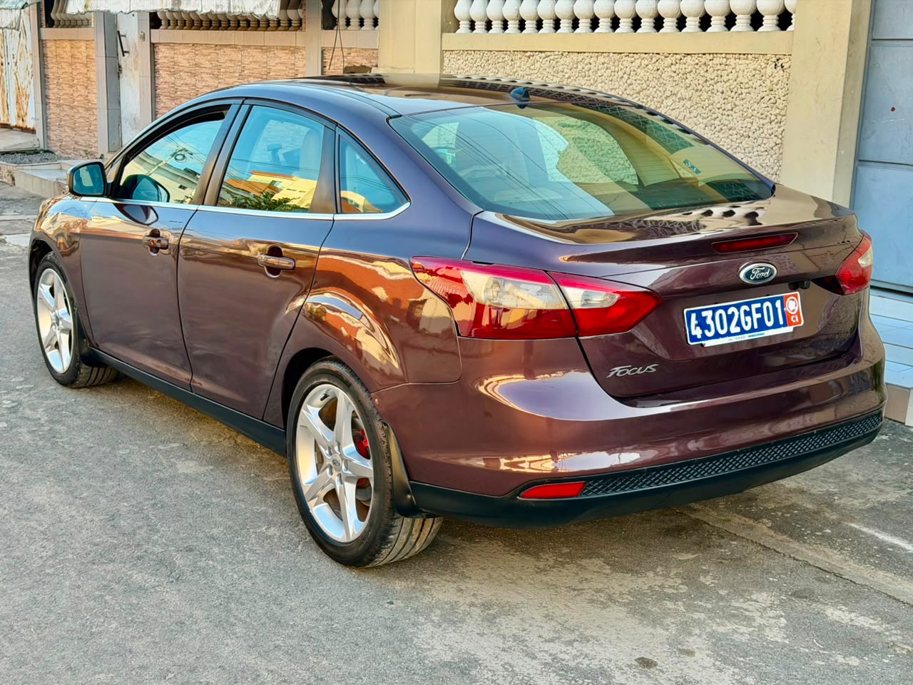 SUPERBE FORD FOCUS 2014