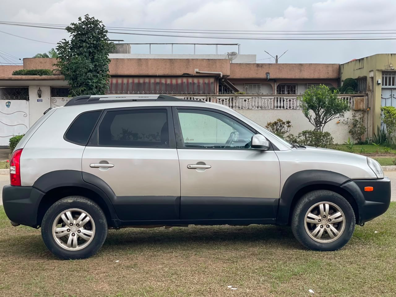 Hyundai Tucson 2007 Occasion – Essence, Automatique, 6 Cylindres